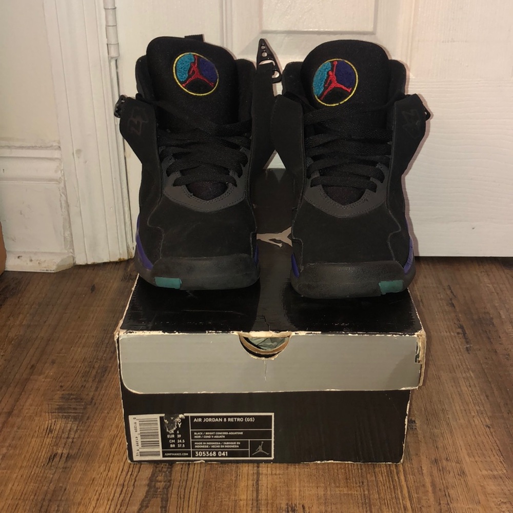 Air Jordan 8 Retro (GS) Size 6.5Y